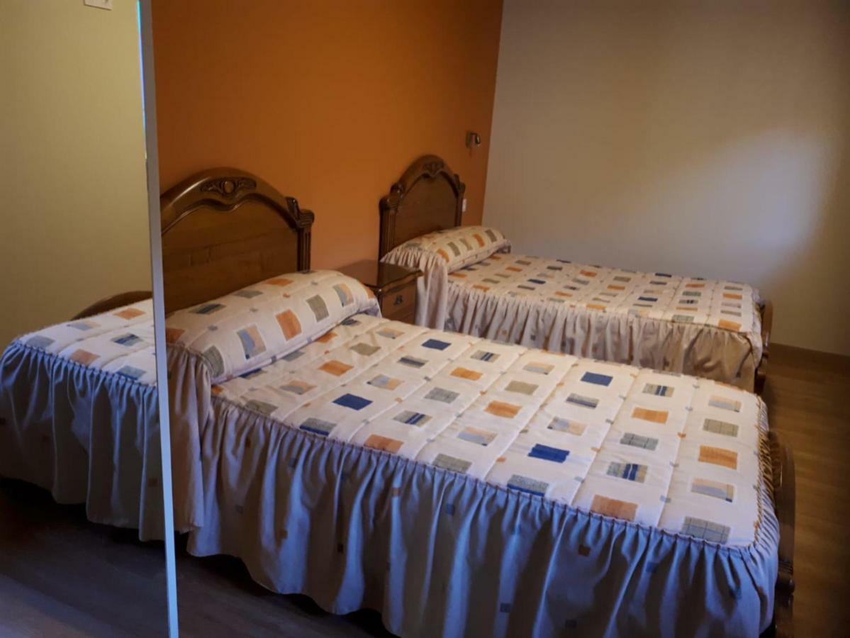 Apartamentos Camino Santo Toribio Мьесес Экстерьер фото